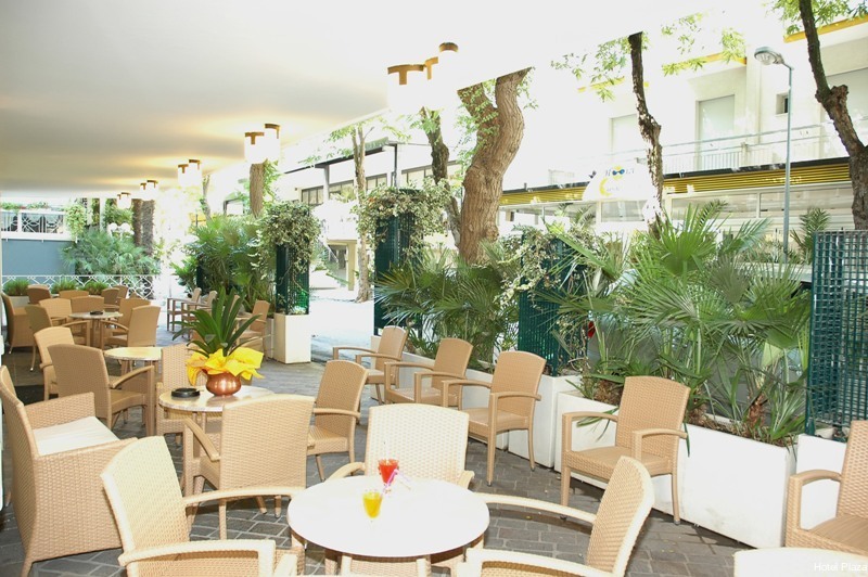 Фото Hotel Plaza