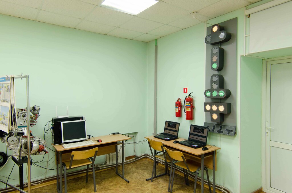 Автошкола Драйвер, Автошкола, Ул. Рябинина, 23, Йошкар-Ола, Россия.