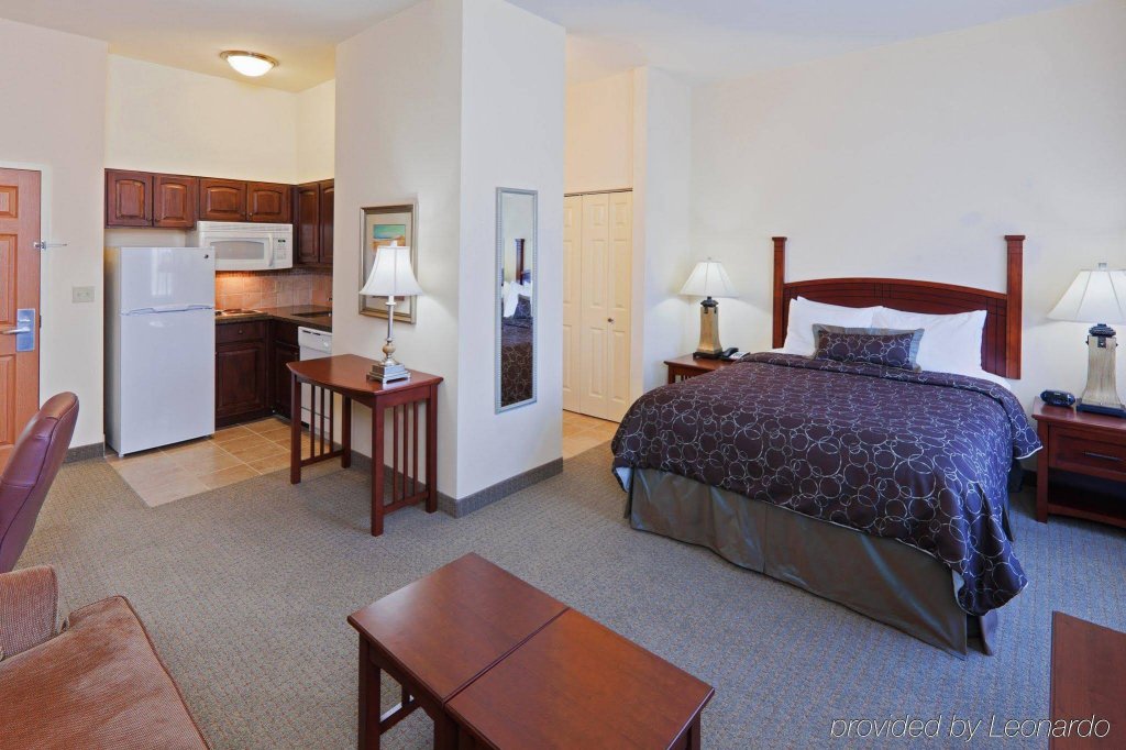 Фото Staybridge Suites Oklahoma City-Quail Springs, an Ihg Hotel