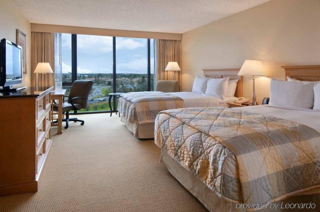 Фото Hilton Sacramento Arden West