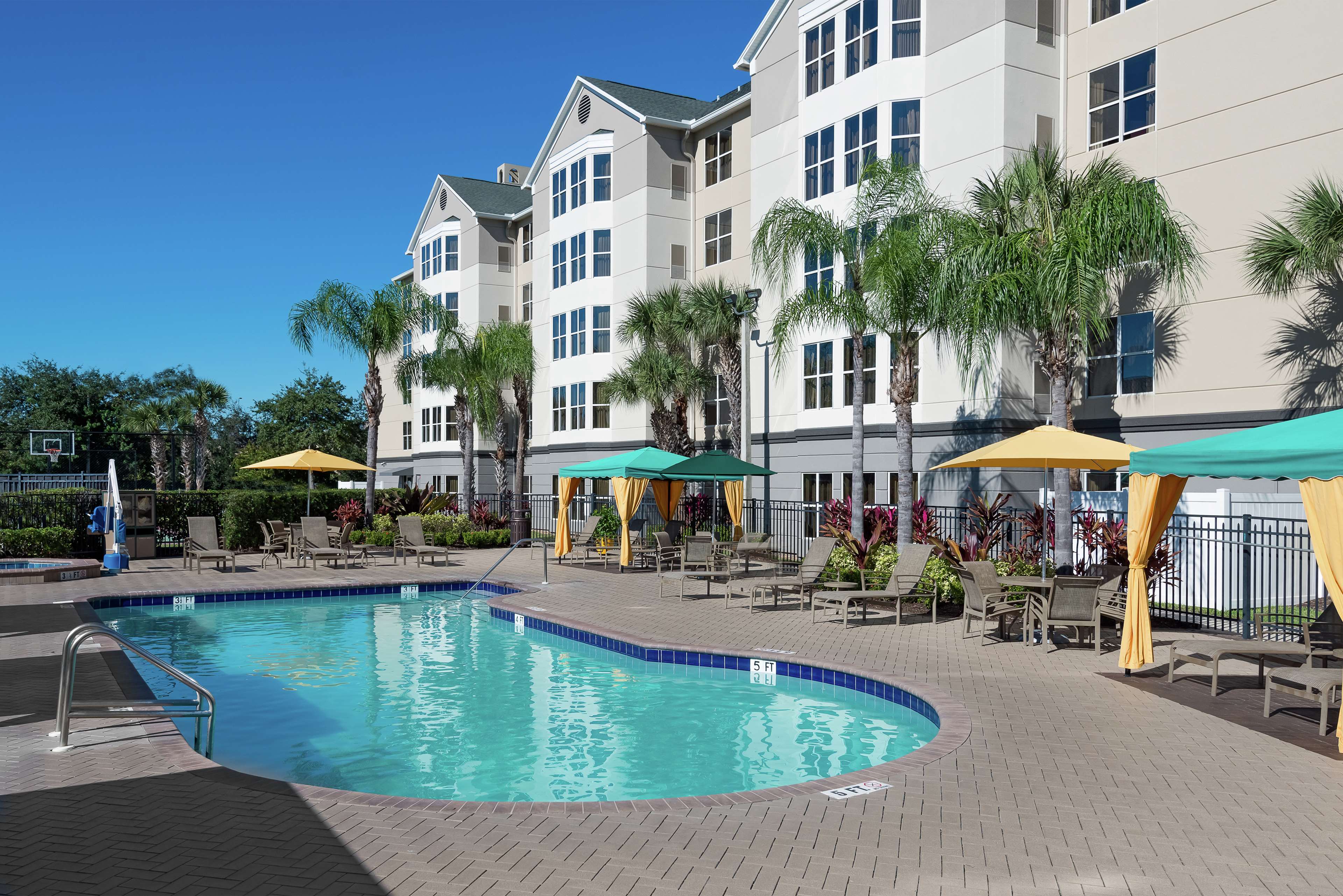 Фото Homewood Suites by Hilton Orlando-Nearest To Univ Studios