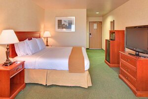 Holiday Inn Express Hotel & Suites Tehachapi, an Ihg Hotel