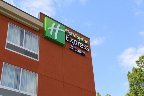 Гостиница Holiday Inn Express & Suites Hendersonville Se - Flat Rock