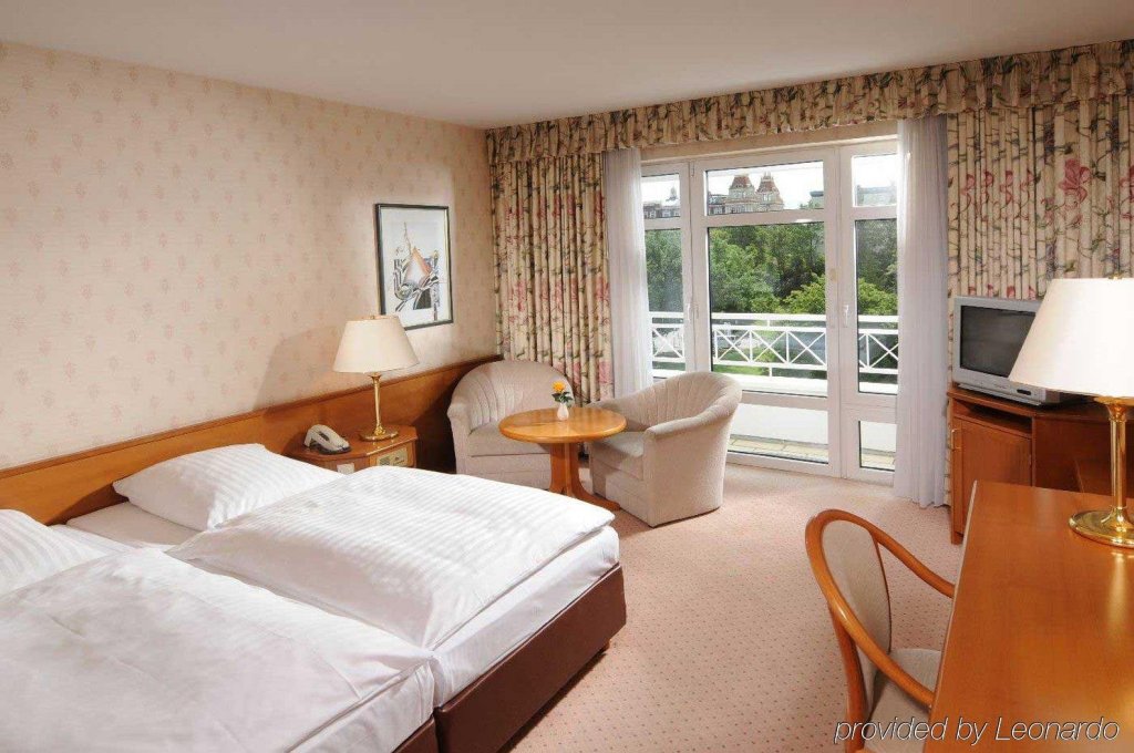 Фото Maritim Hotel Bad Wildungen