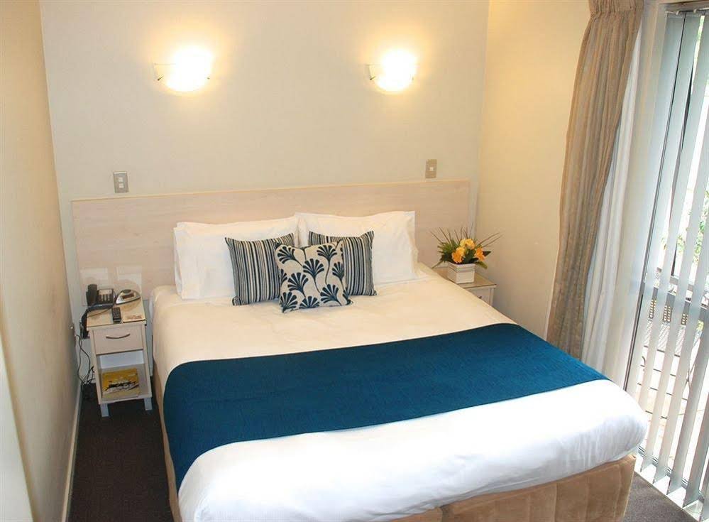 Фото 166 Majestic Court Motel