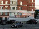 Krasnoe&Beloe (Monastyrskaya Street, 41) ، محل بقالة