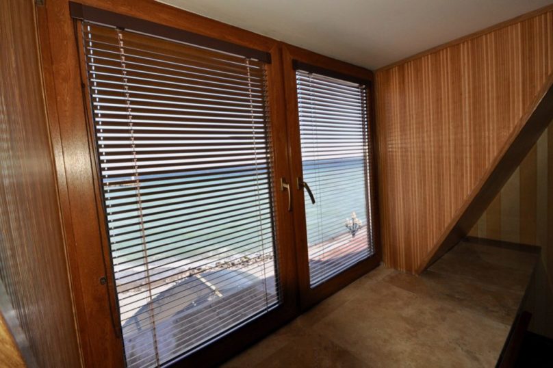 Фото Дворик на Морской