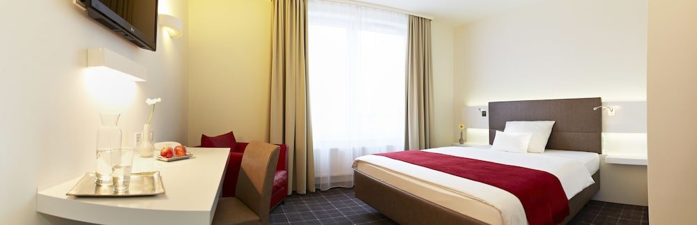 Фото Hotel Gasthof Sonne