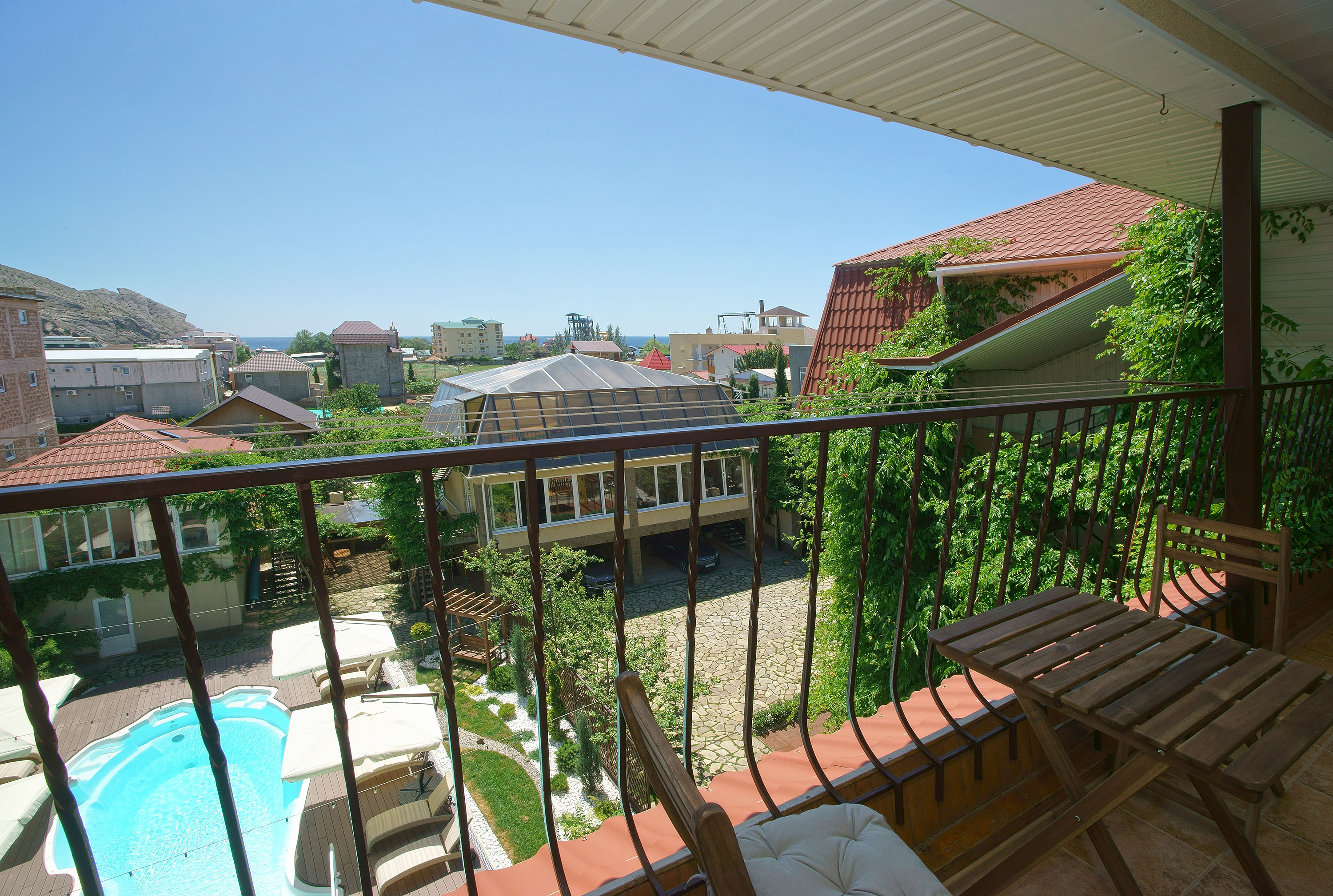 Фото Альяна