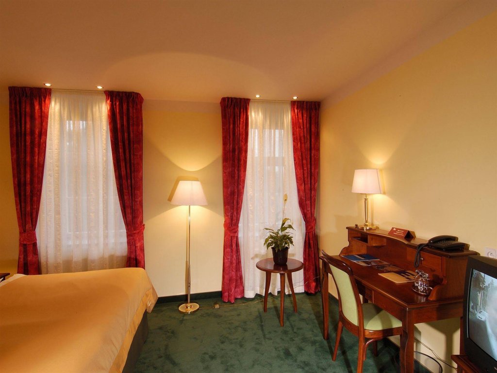 Фото Ea Hotel Jelení dvůr Prague Castle