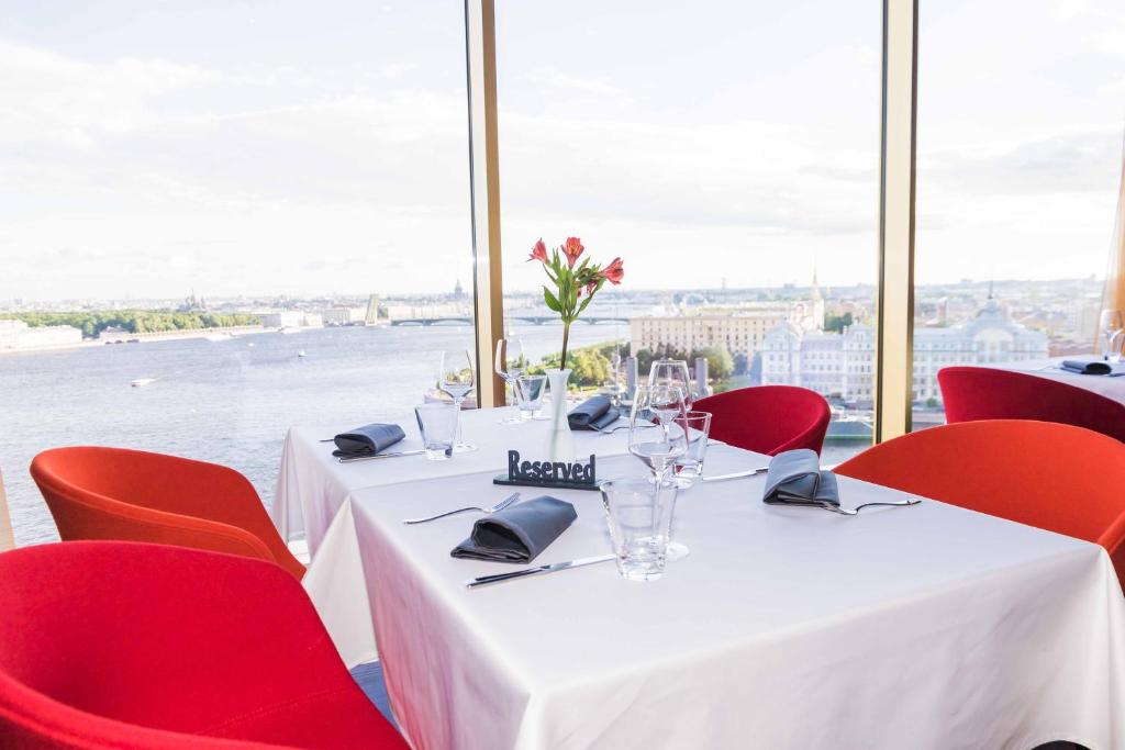 Фото Отель Санкт Петербург