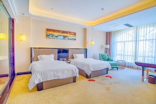 Фото Lavande Hotel Yangjiang Xiping Road Wal-Mart Branch