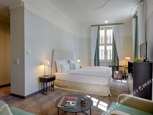 Гостиница Gewandhaus Dresden, Autograph Collection