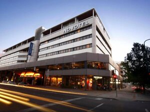 Гостиница Novotel Canberra