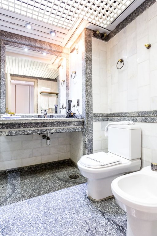 Фото Noumi Plaza Hotel