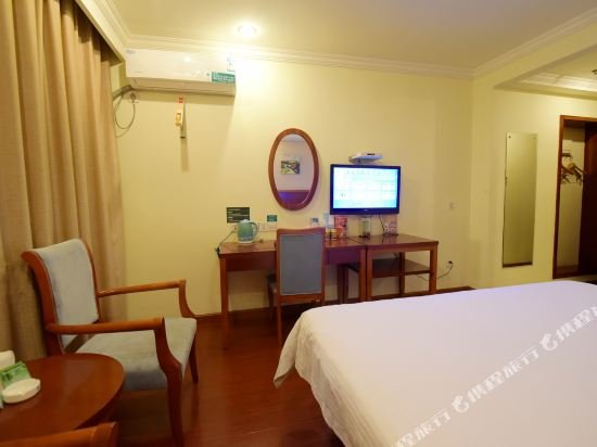 Фото GreenTree Inn Taizhou East Meilan Road University Town Hotel