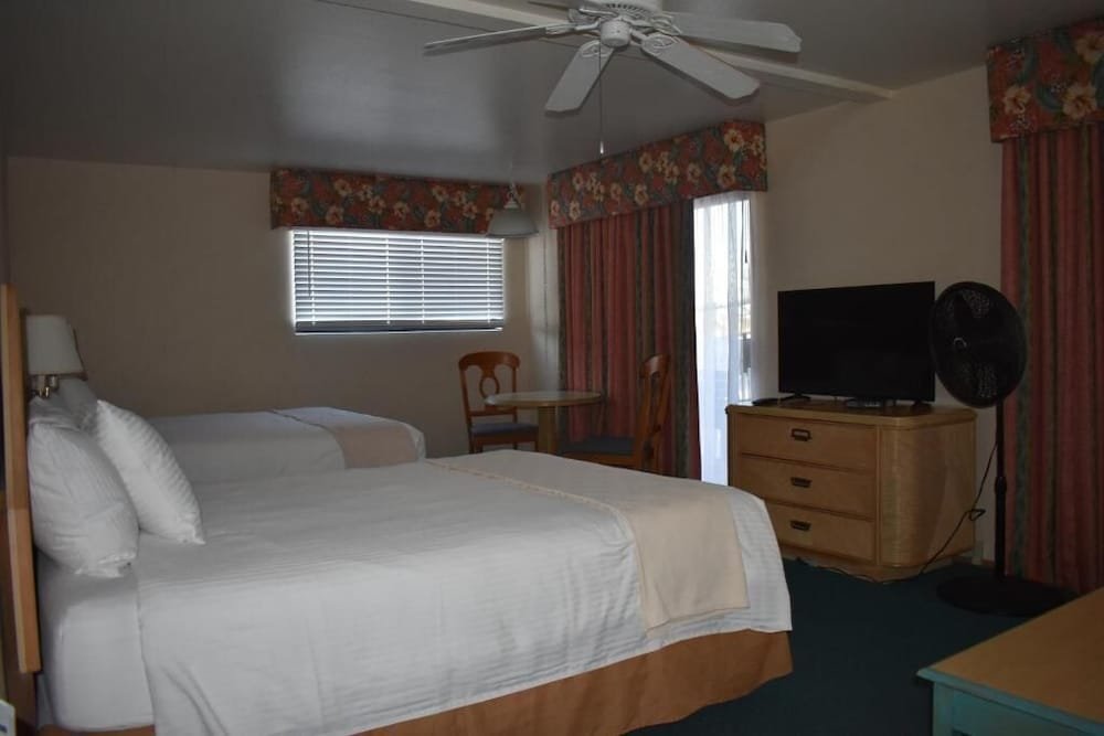 Фото The Beach Cottages