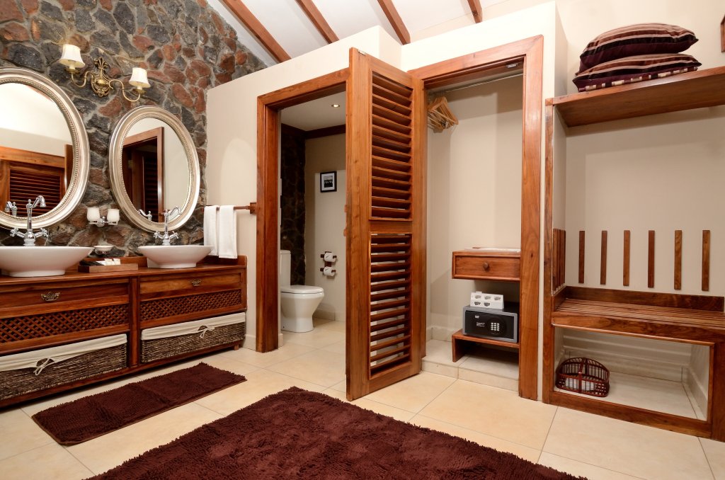 Фото Отель Ngorongoro Oldeani Mountain Lodge