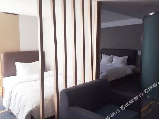 Фото Holiday Inn Express Changchun High Tech Zone