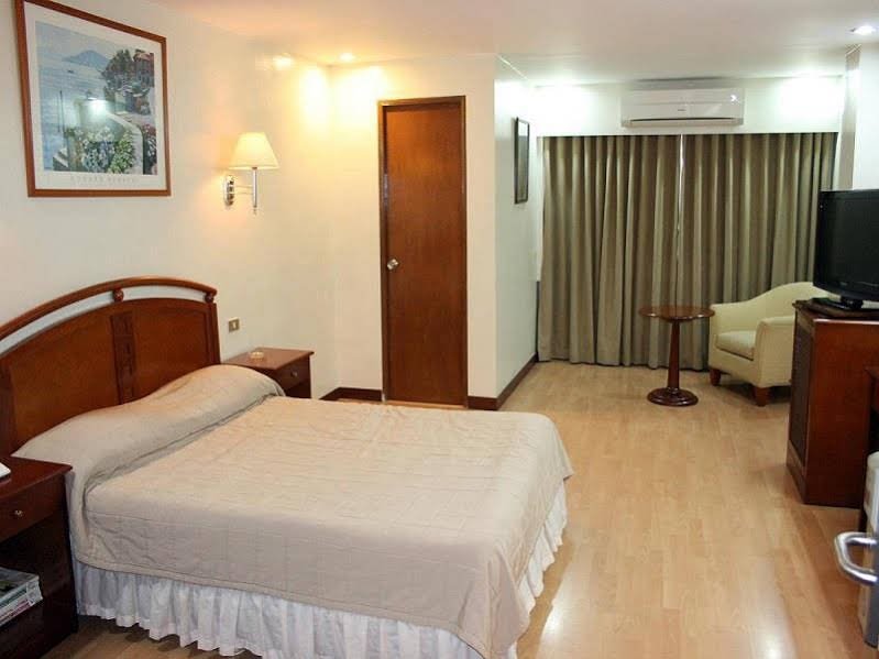 Фото Robbinsdale Residences