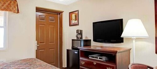 Гостиница Days Inn by Wyndham Ridgefield Nj