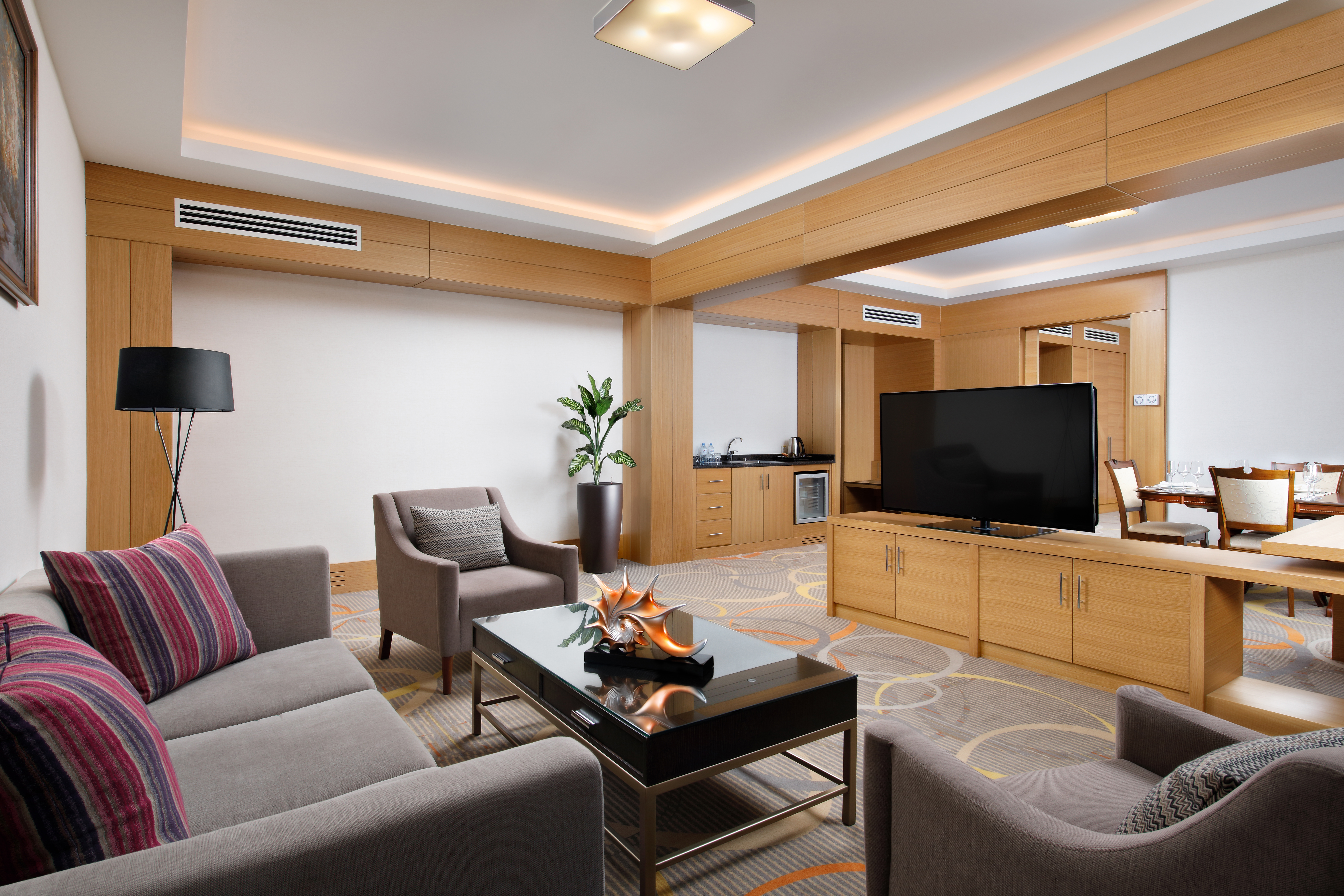 Фото Источник