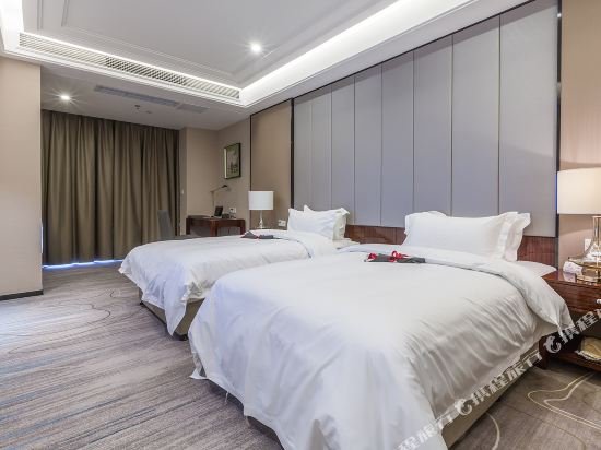 Фото Airport Pearl Hotel