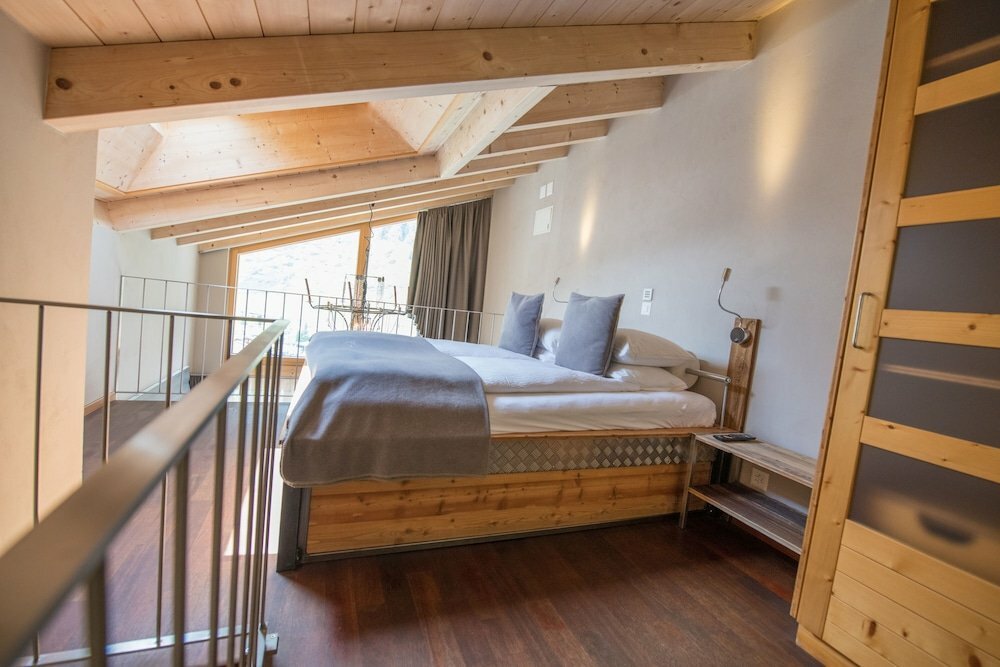 Hotel Alpenlodge, Valais, photo