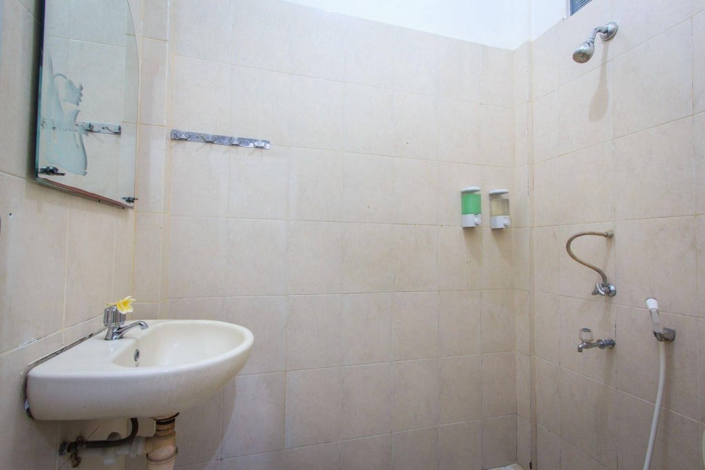 Фото Отель Pondok Anyar Inn managed by Tinggal