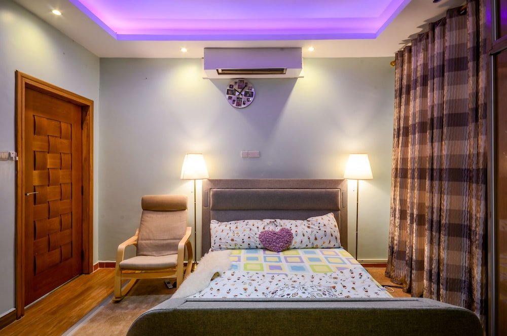 Фото L L Apartments