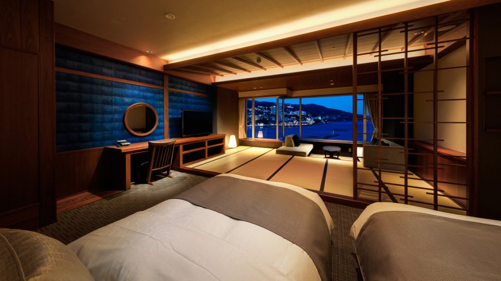 Фото Atami Korakuen Hotel