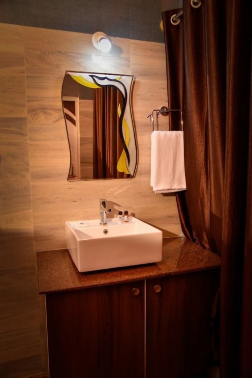 Фото Sree Varada International