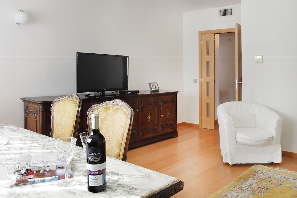 Фото 1217 - Forum Diagonal Apartment