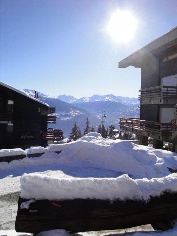 Фото Hotel des Masques