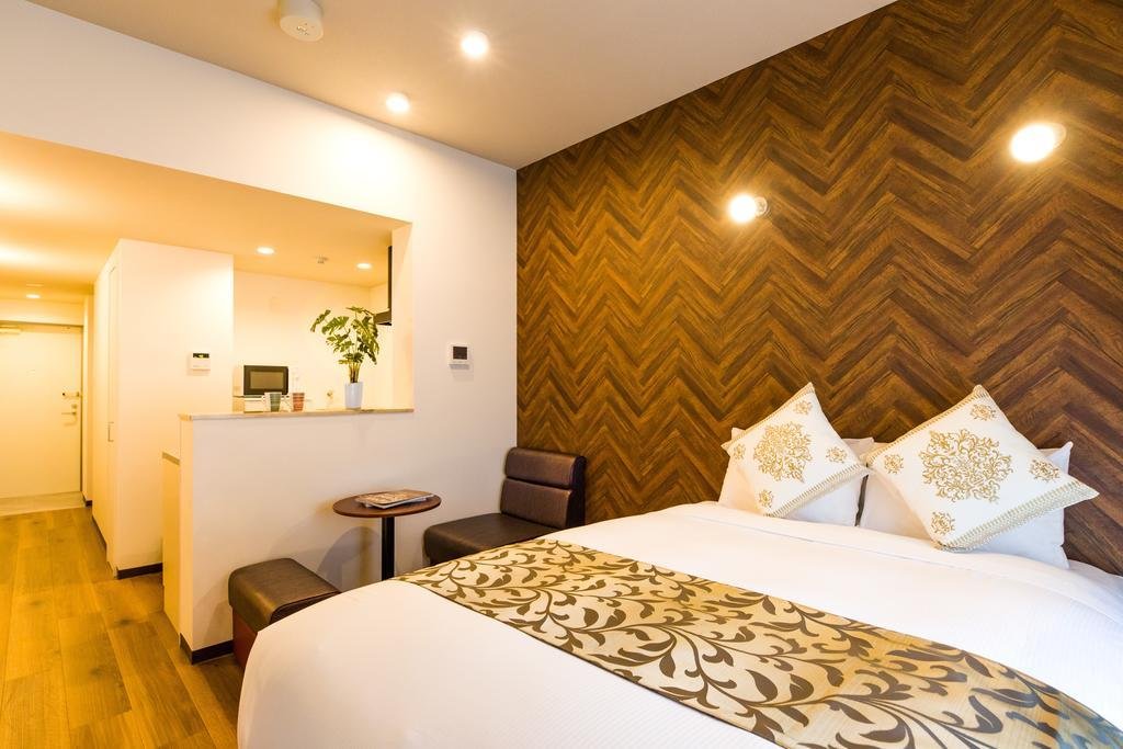 Фото Mr. Kinjo in Rinzu Seragaki