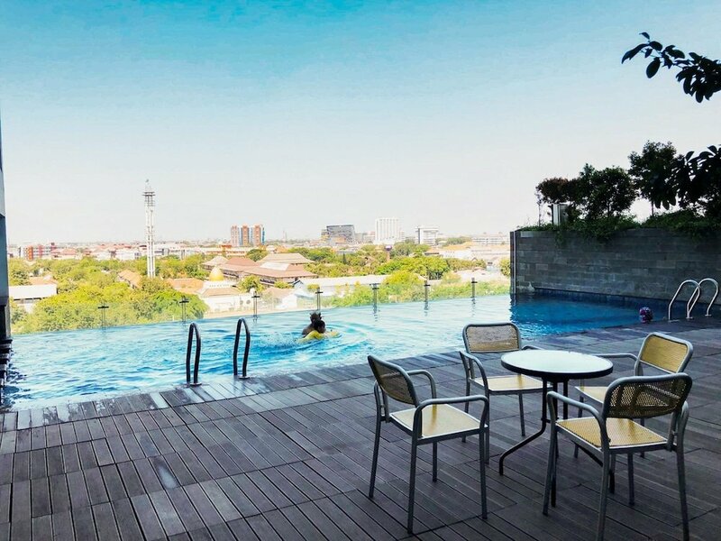 Гостиница Best View & Strategic 2br Apartment at Tamansari Papilio
