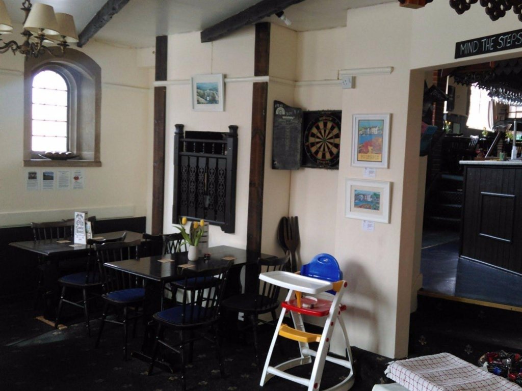 Фото The Old Castle