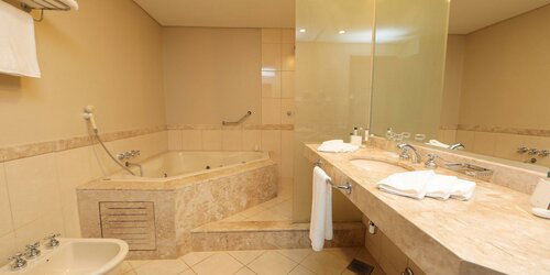 Гостиница Crowne Plaza Asuncion в Асунсьоне