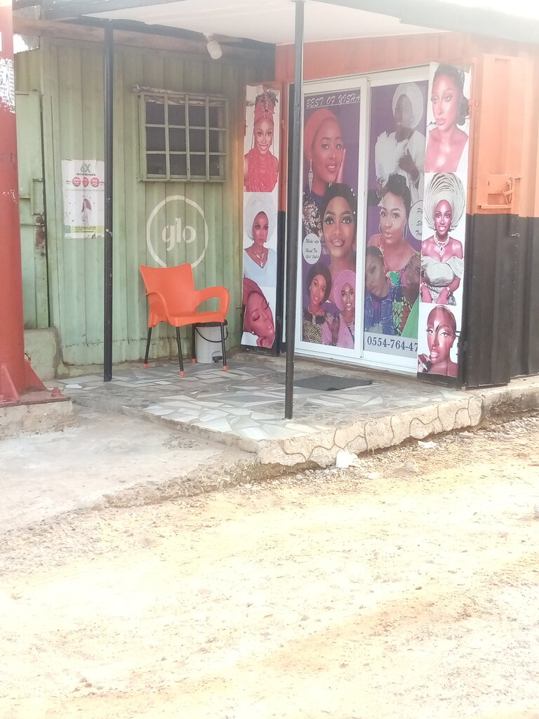 Tailor Best of Osha, Accra, photo