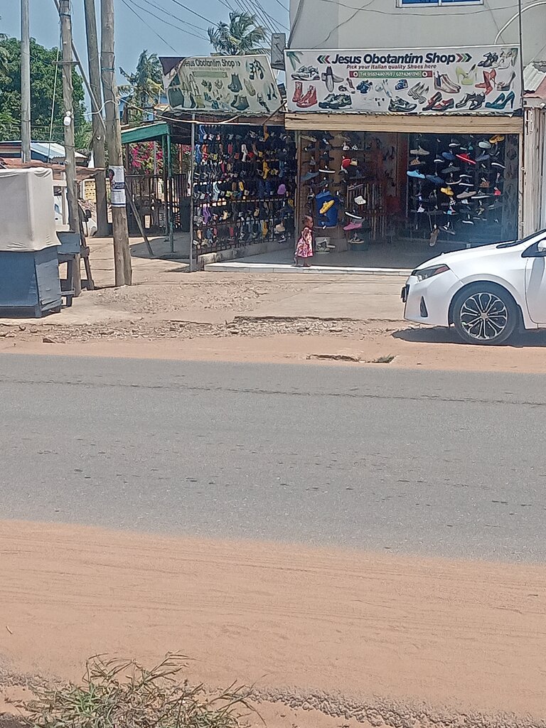 Shoe store Jesus obotantim shop, Earth, photo