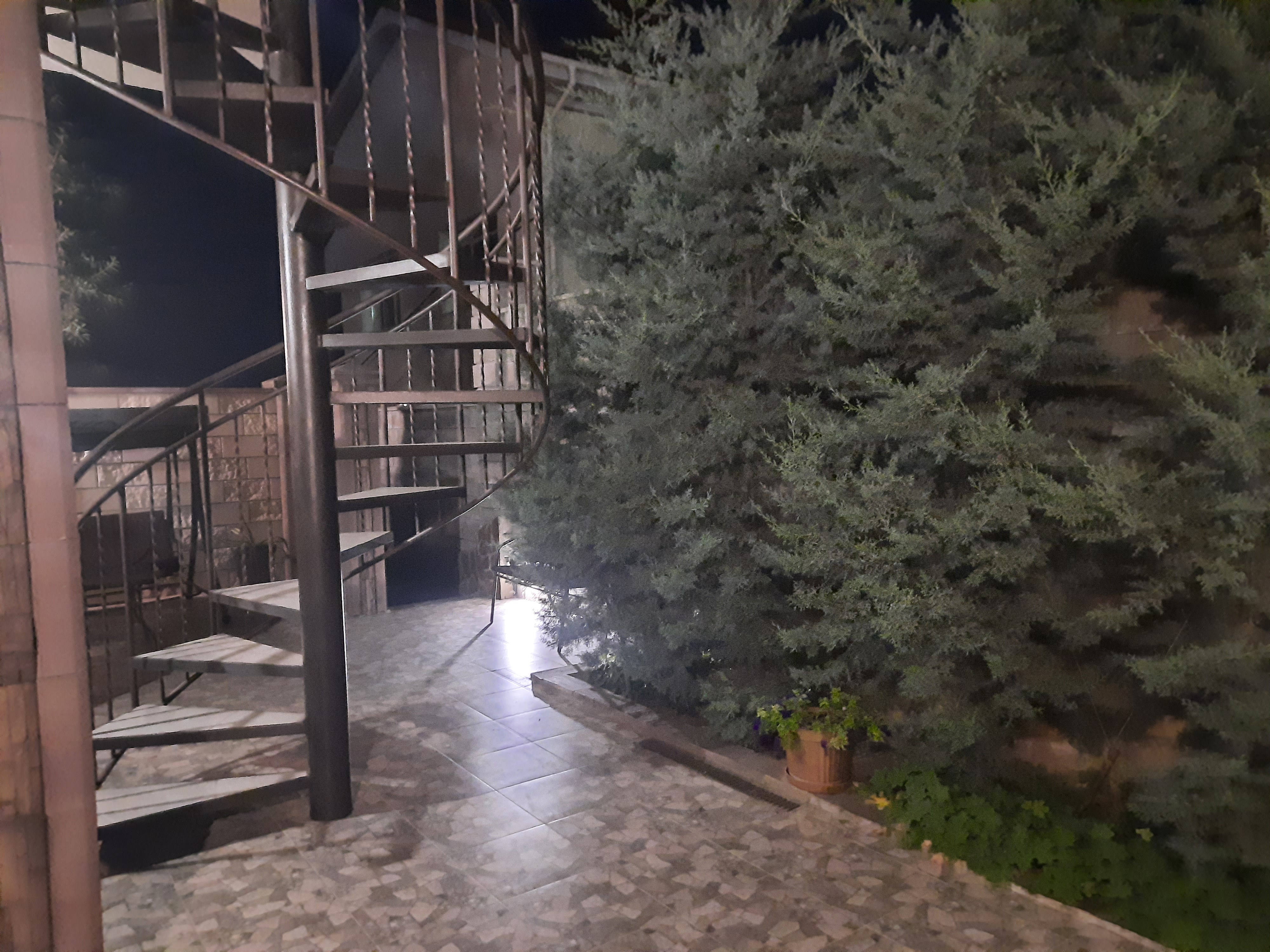 Фото Тихий центр