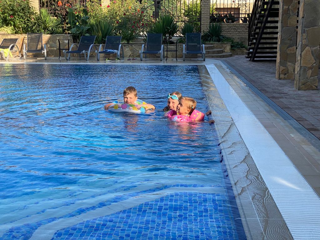 Фото Ассоль Меганом