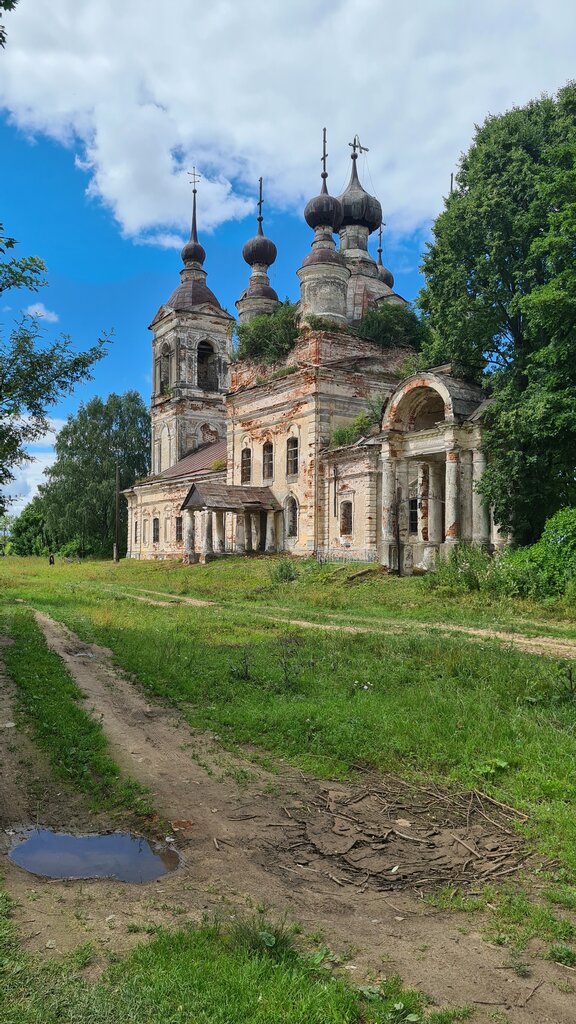 Orthodox church Tserkov Ikony Bozhiyey Materi Tikhvinskaya V Sinevo-Dubrovo, Tver Oblast, photo