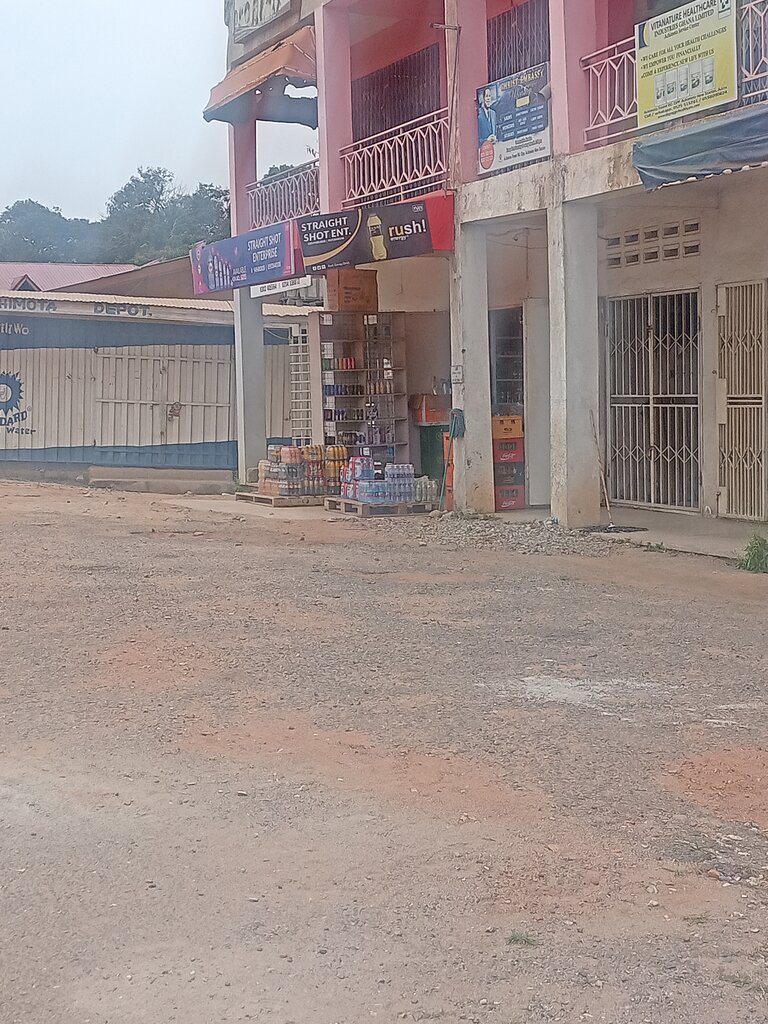 Alcoholic beverages Straight shot enterprise, Accra, photo