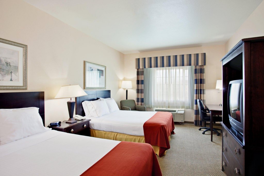 Фото Hotel Marguerite, Trademark Collection by Wyndham