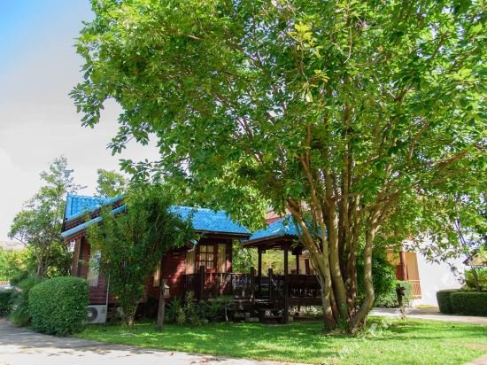 Фото Big Tree Resort