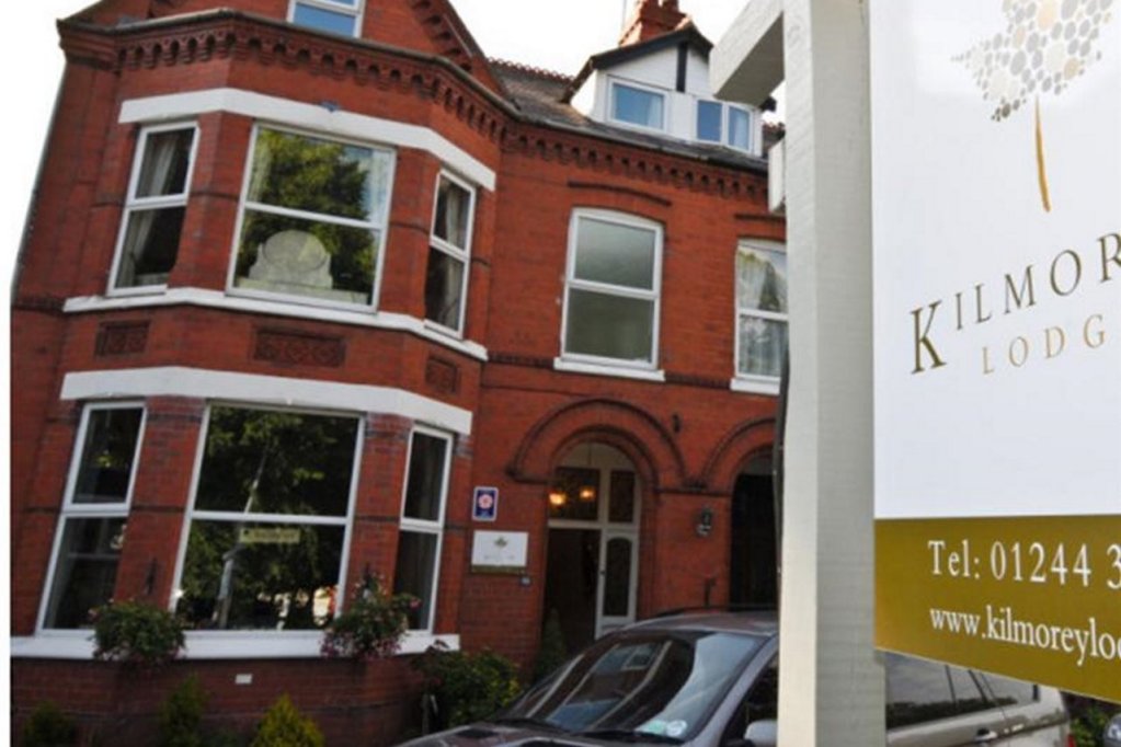 Фото отеля 1