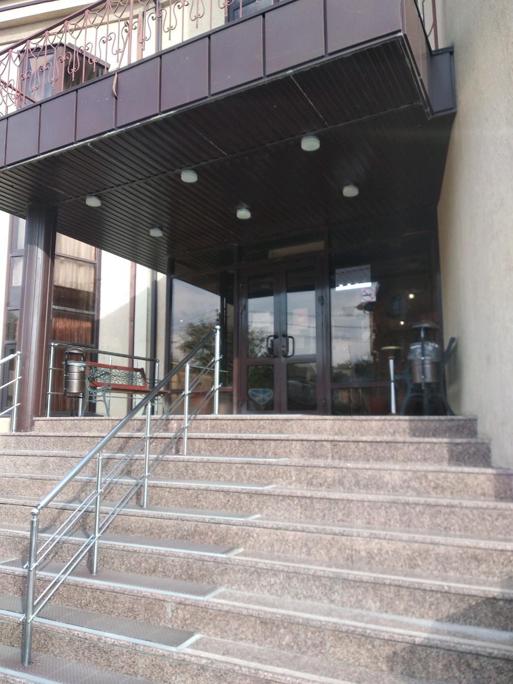 Фото Шери Холл