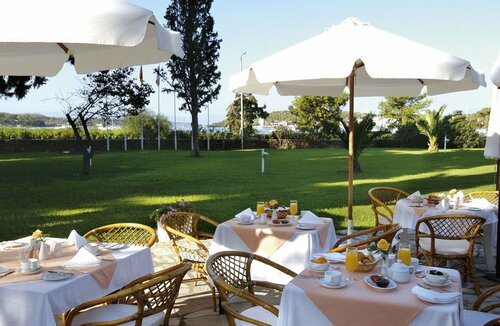 Гостиница Aks Porto Heli