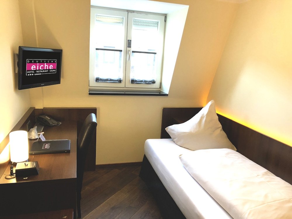 Фото Hotel Deutsche Eiche